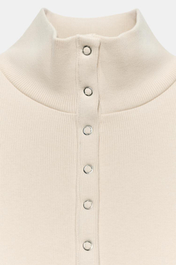 ZARA ТОП С ВОРОТНИКОМ-СТОЙКОЙ И ПУГОВИЦАМИ, ЭКРЮ