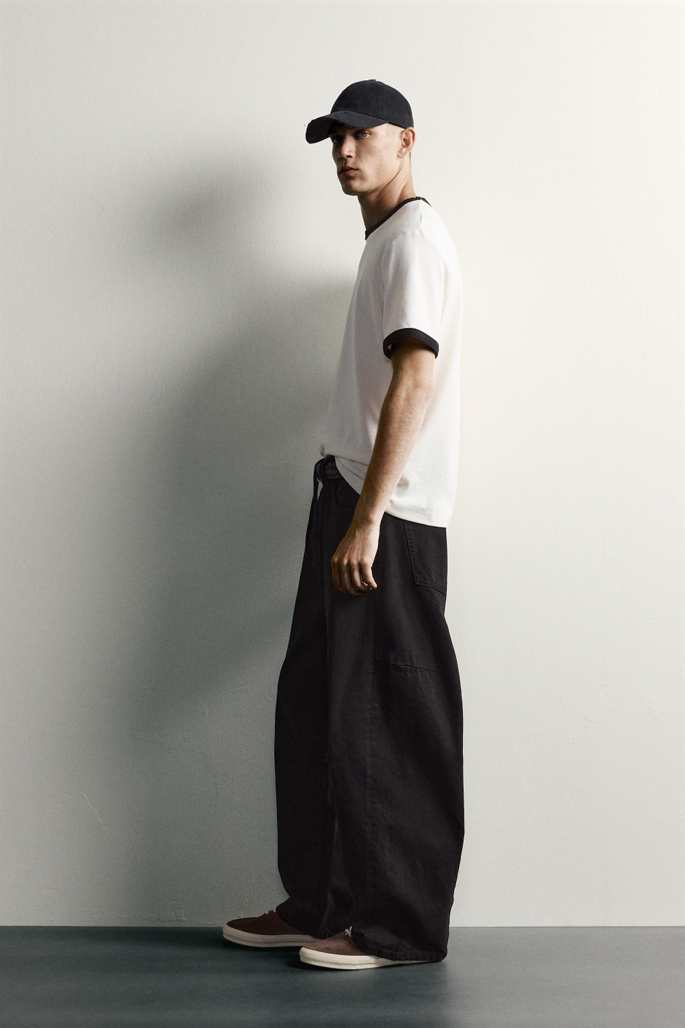БРЮКИ BARREL FIT НА КУЛИСКЕ — ZARA