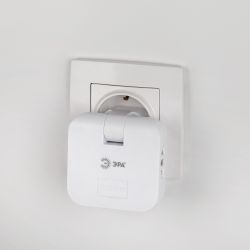 Разветвитель электрический ЭРА SPF-2-FL-USB поворотный на 2 розетки + 2USB 10А белый | Электротовары