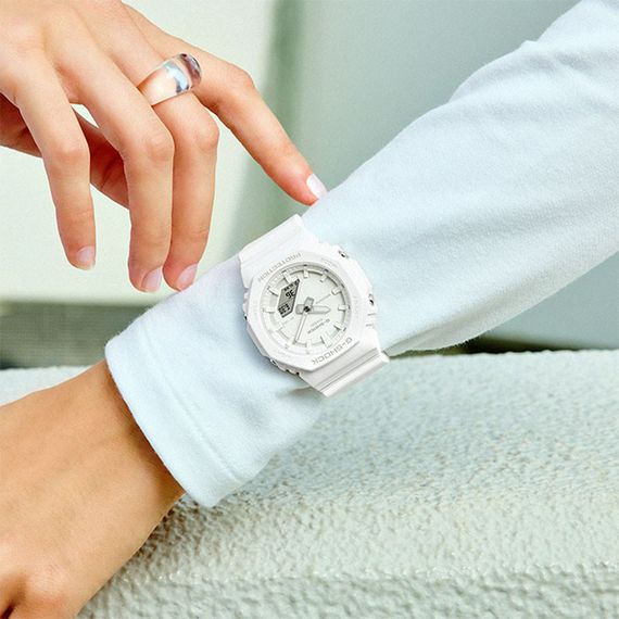 Наручные часы Casio GMA-P2100-7A