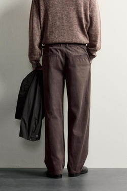 ZARA БРЮКИ RELAXED FIT С ЭФФЕКТОМ ПОТЕРТОСТИ И СКЛАДКАМИ, КОРИЧНЕВЫЙ