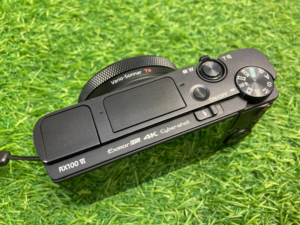 Sony DSC-RX100M6