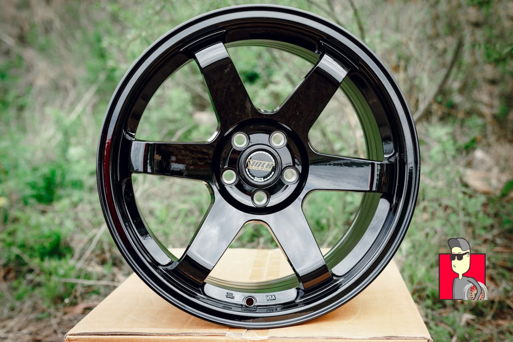 Комплект дисков Rays TE37SL 17x8 et35 5x100