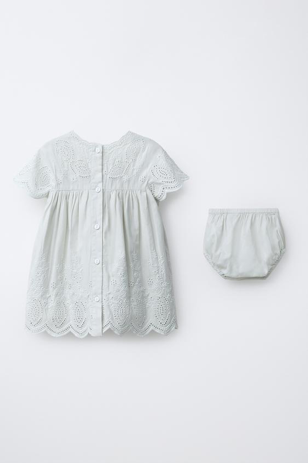 ZARA ПЛАТЬЕ ИЗ АЖУРНОЙ ВЫШИВКИ И ТРУСИКИ, ПАСТЕЛЬНО-СИНИЙ