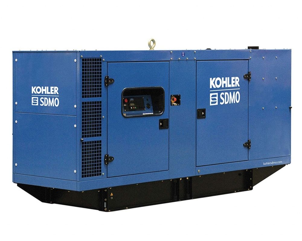 Дизельный генератор SDMO J130 в кожухе