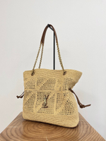 JAMIE SHOPPING IN RAFFIA
