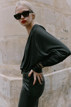 ZARA БОДИ С ЗАПАХОМ И ПОДПЛЕЧНИКАМИ, ЧЕРНЫЙ
