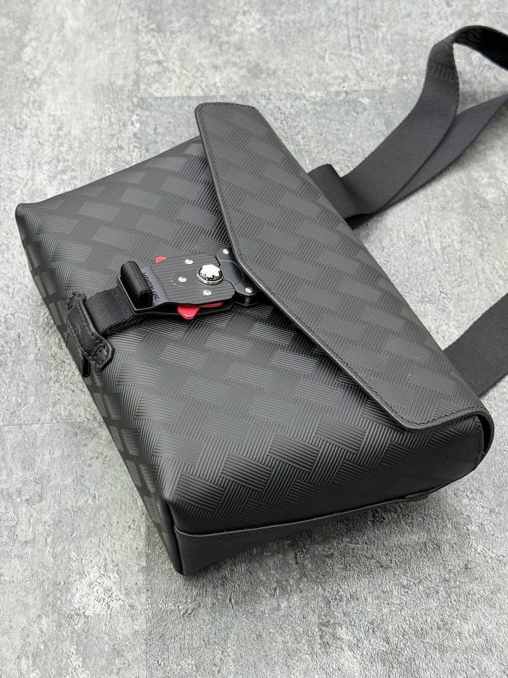 Сумка через плечо Montblanc Extreme 3.0
