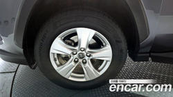 Toyota RAV4 2.5 2WD — 2019