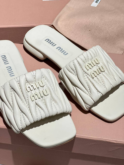 Шлепанцы MIU MIU