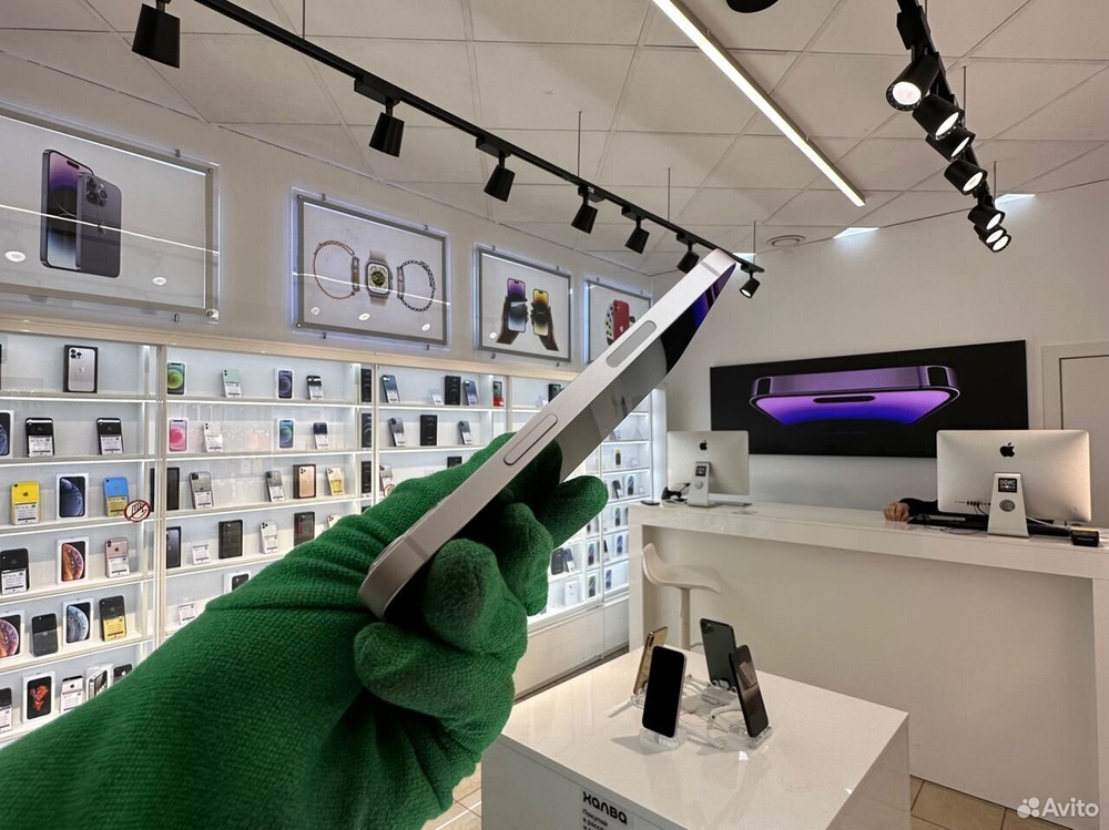 iPhone 13, 256 ГБ б/у