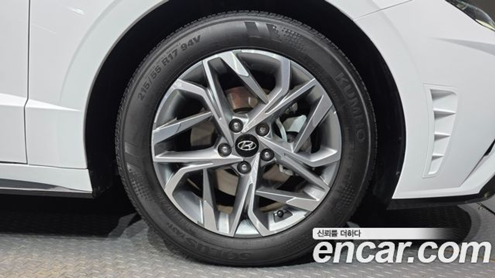 Hyundai Sonata 2.0 — 2023