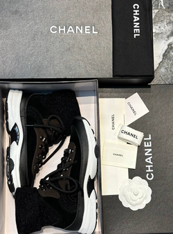 Кроссовки Chanel