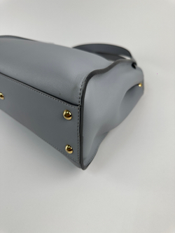Сумка Fendi Peekaboo medium