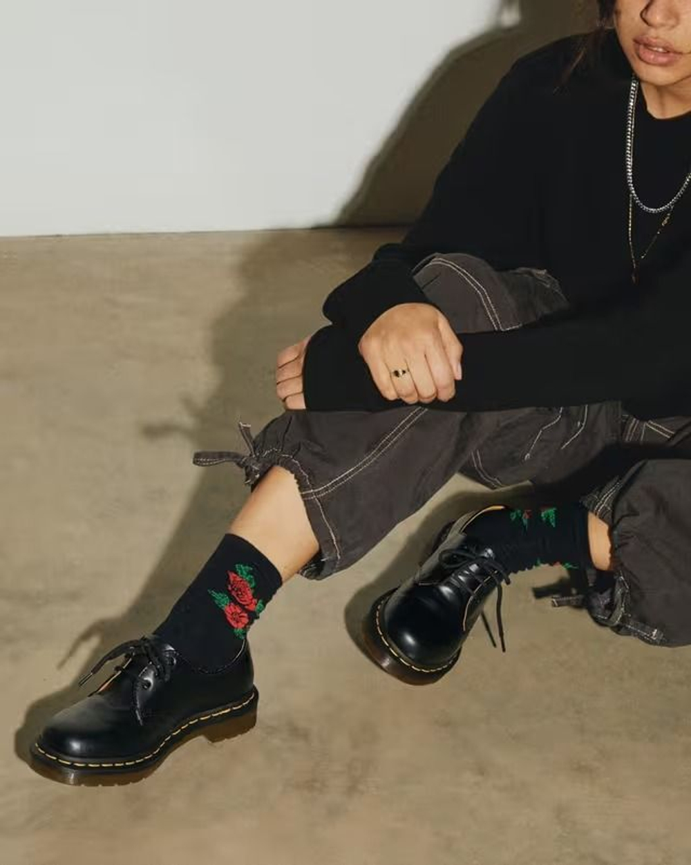 DR. MARTENS Носки черные с цветочным узором, S/M (36/41), 1 пара (Из Финляндии)