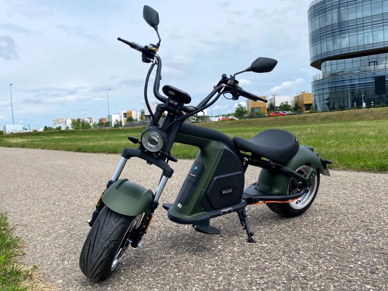 Электрический скутер Mangosteen M8 60V2000W30A (В НАЛИЧИИ)
