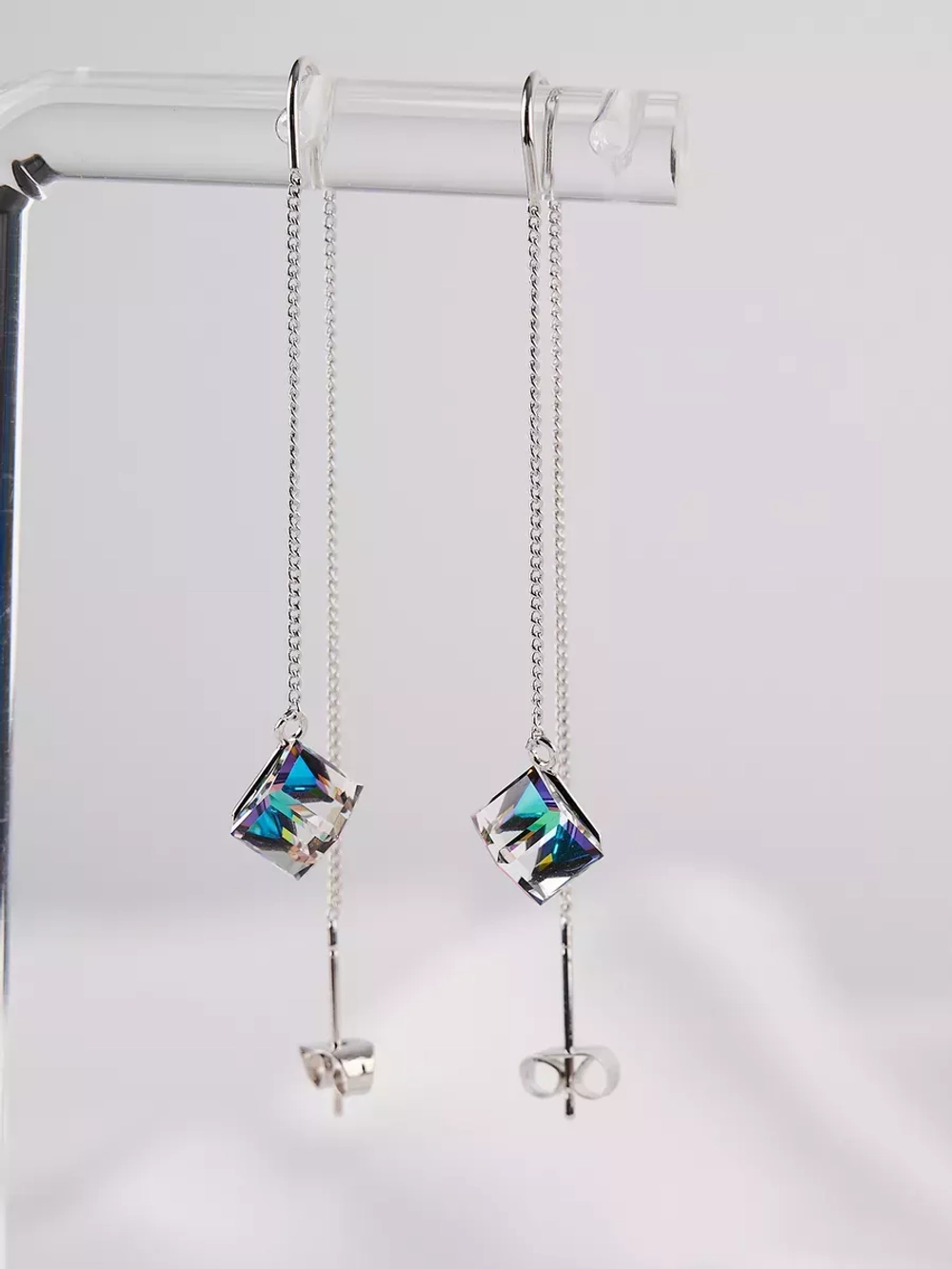 Серьги-протяжки Миражи с зелеными кристаллами Swarovski
