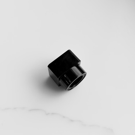 НОВИНКА! Колпачок WEST black shiny/черный глянцевый