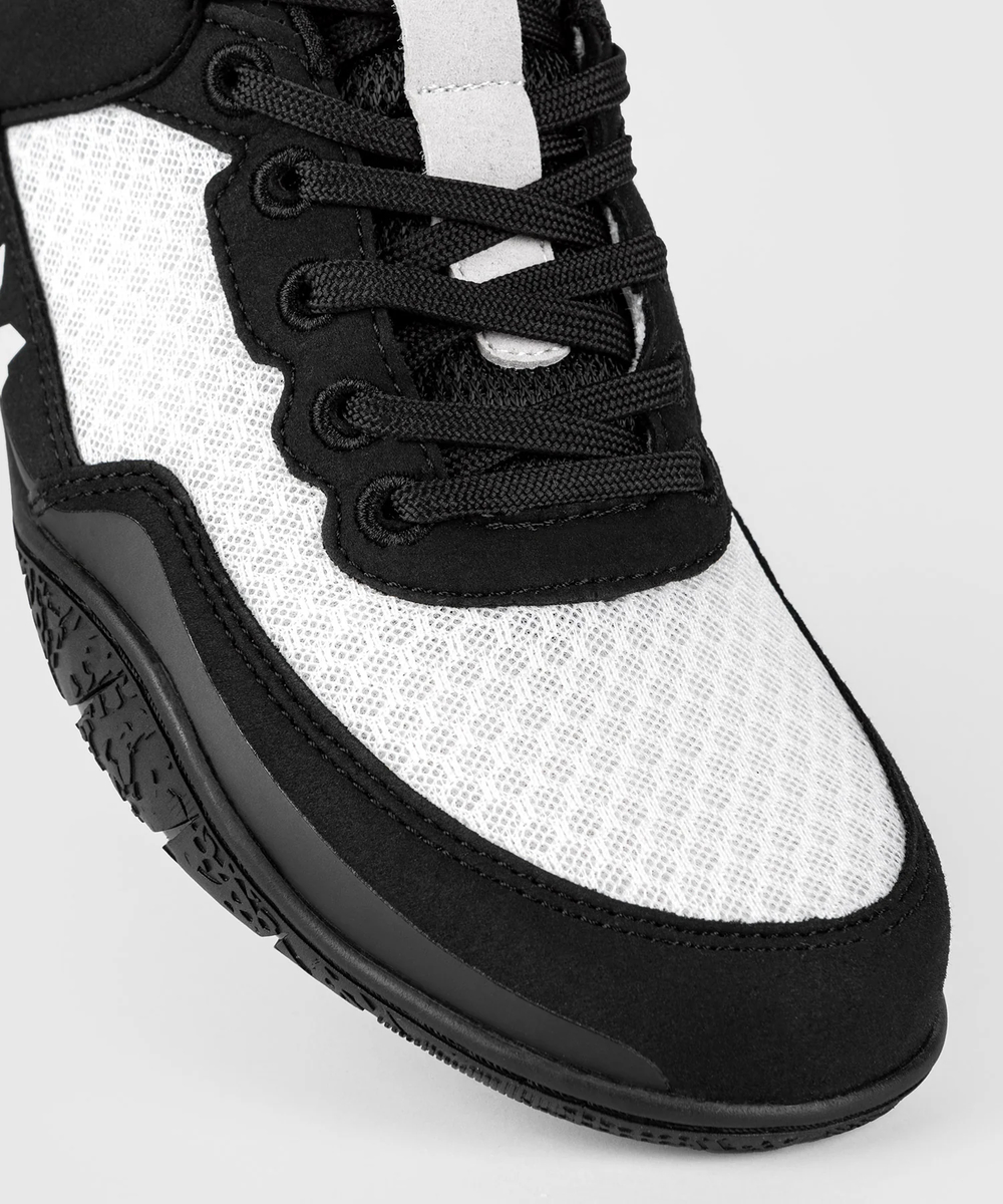 Шлёпанцы Venum Classic White/Black