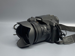 Panasonic Lumix DMC-FZ300