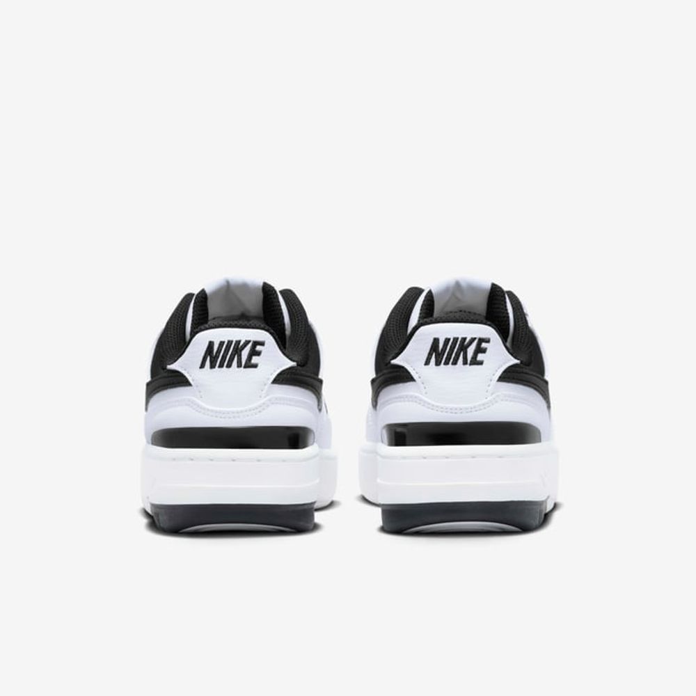 Кроссовки женские NIKE Gamma Force