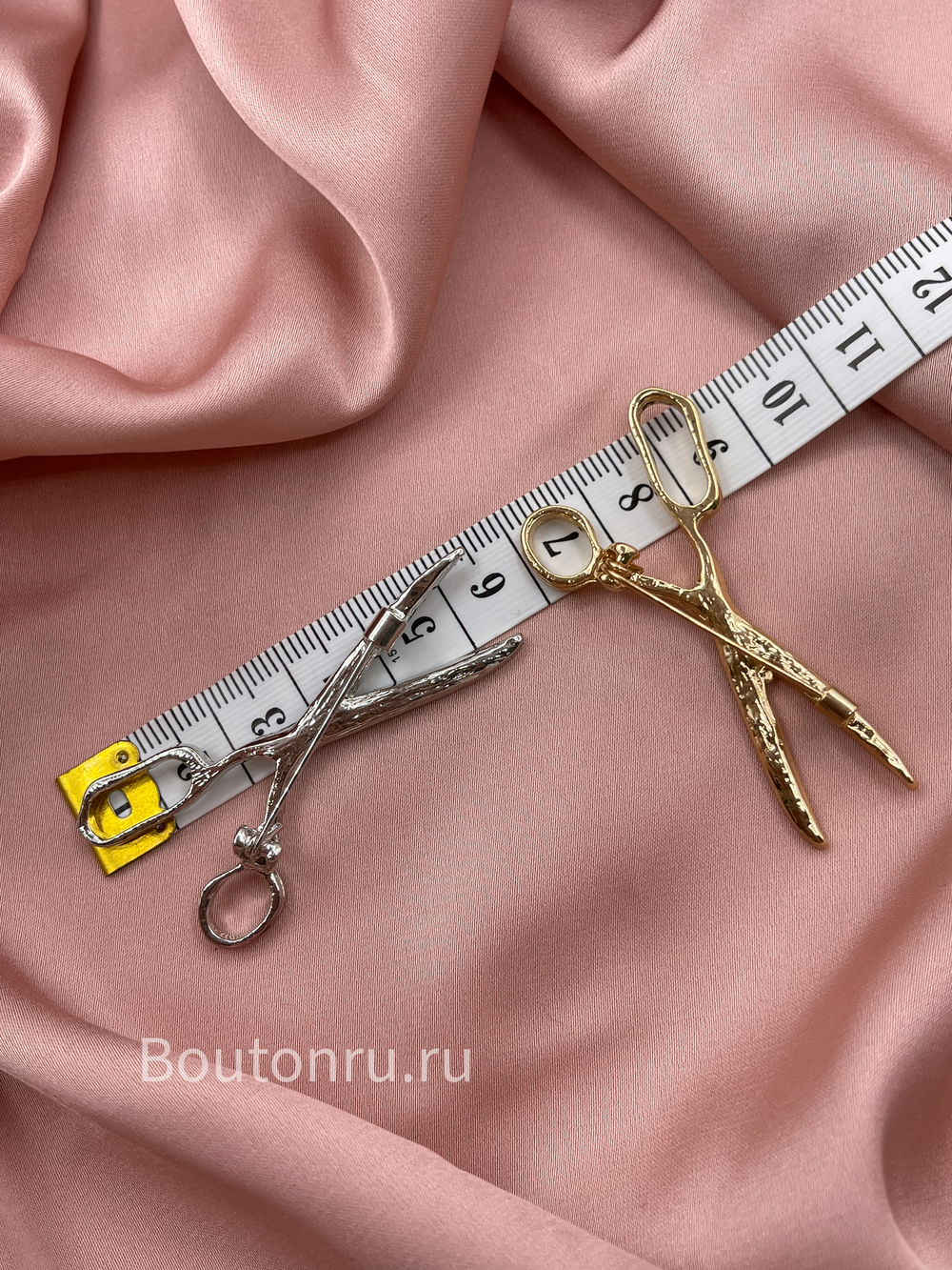 Брошь "Ножницы" золотистые