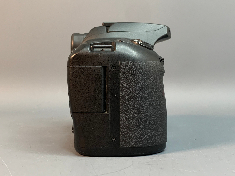 Samsung GX-20 9.000 кадров