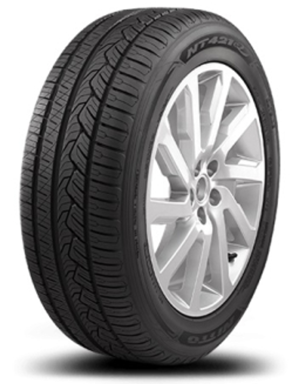 Легковая шина Nitto NT421Q 235/60-R18 107W