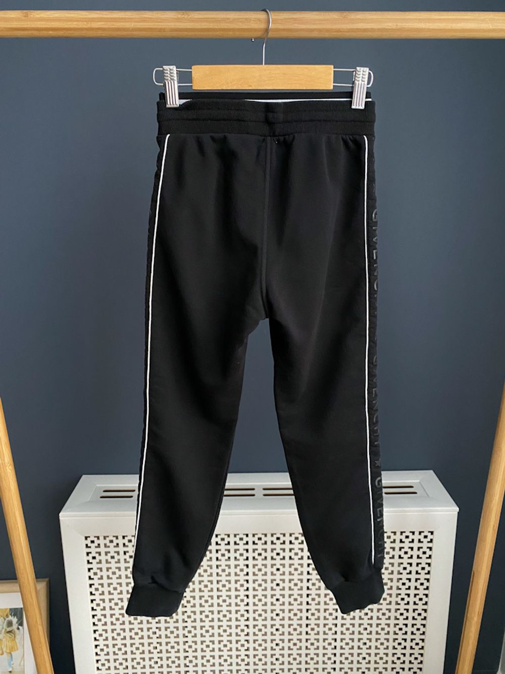 Брюки Givenchy, 140