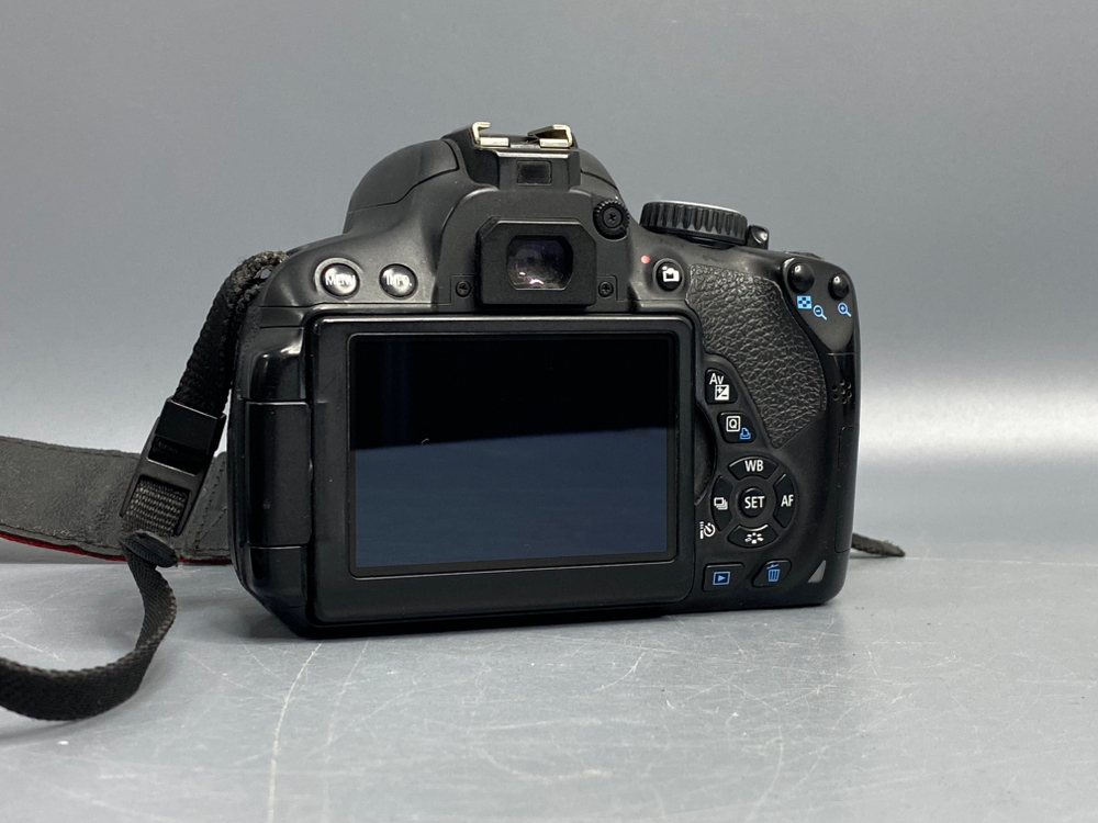 Canon EOS 650D 35.000 кадров
