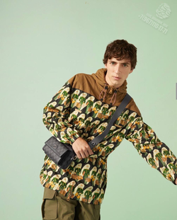 Мессенджер-Сумка через плечо Gucci