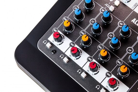 Allen Heath ZED6