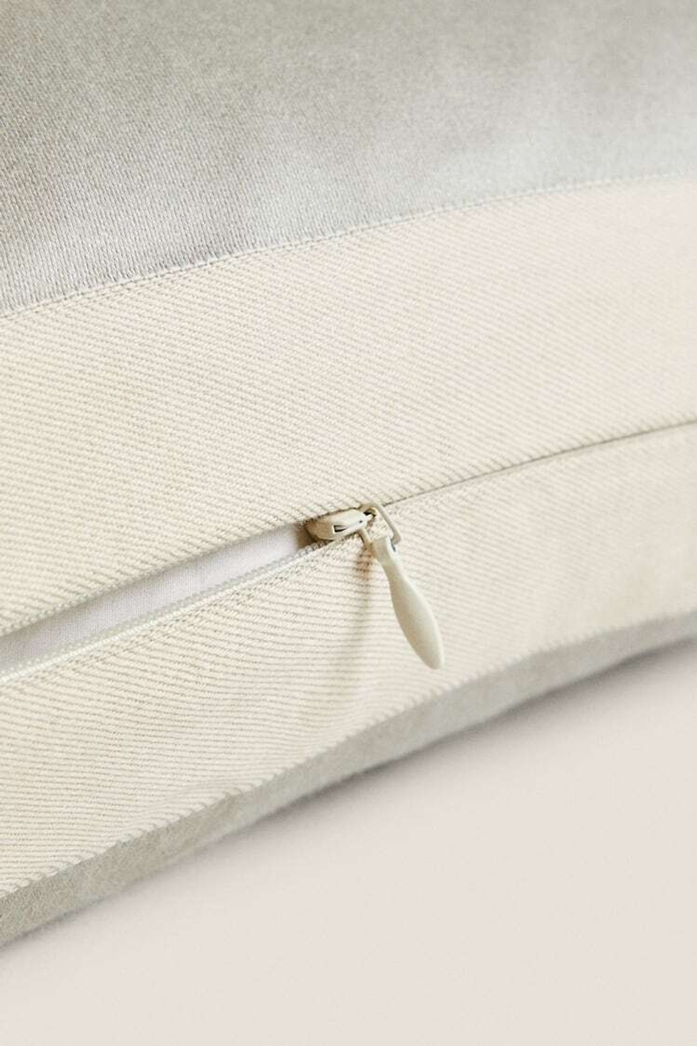 ZARA HOME ЧЕХОЛ ДЛЯ ДЕКОРАТИВНОЙ ПОДУШКИ С КОНТРАСТНОЙ КАЙМОЙ, ЗЕЛЕНЫЙ