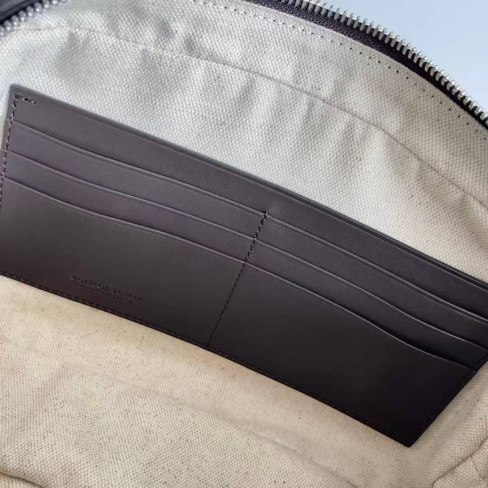 Клатч Bottega Veneta
