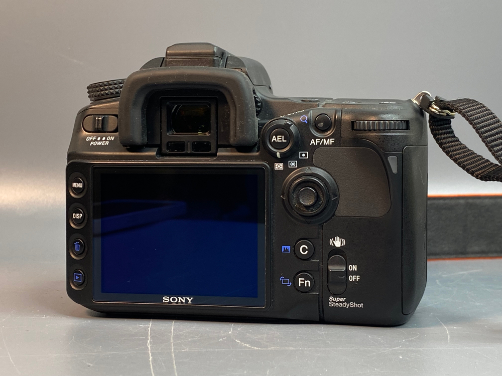 Sony A700 Kit DT 18-70mm