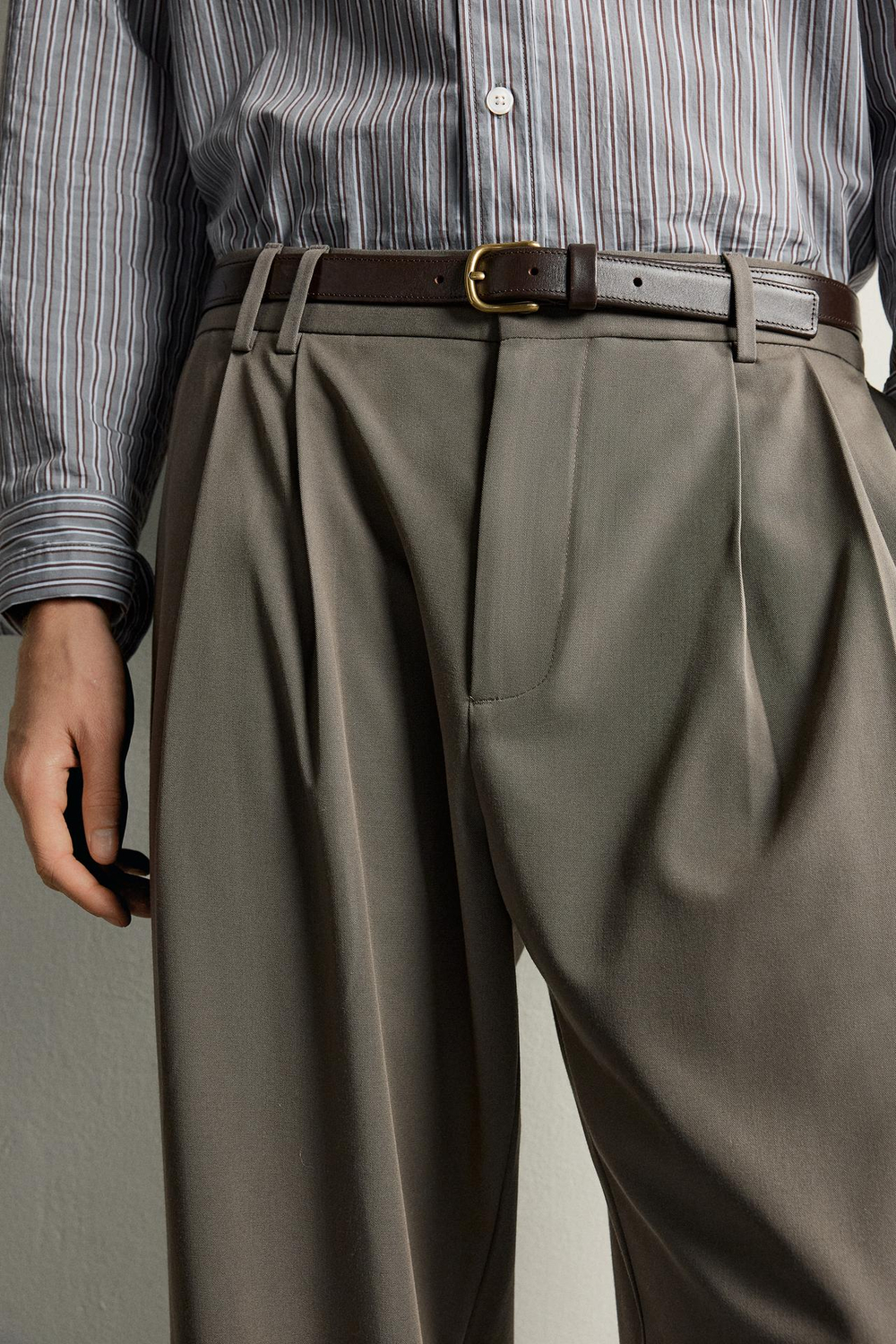 ZARA БРЮКИ WIDE FIT СО СКЛАДКАМИ, СЕРО-КОРИЧНЕВЫЙ
