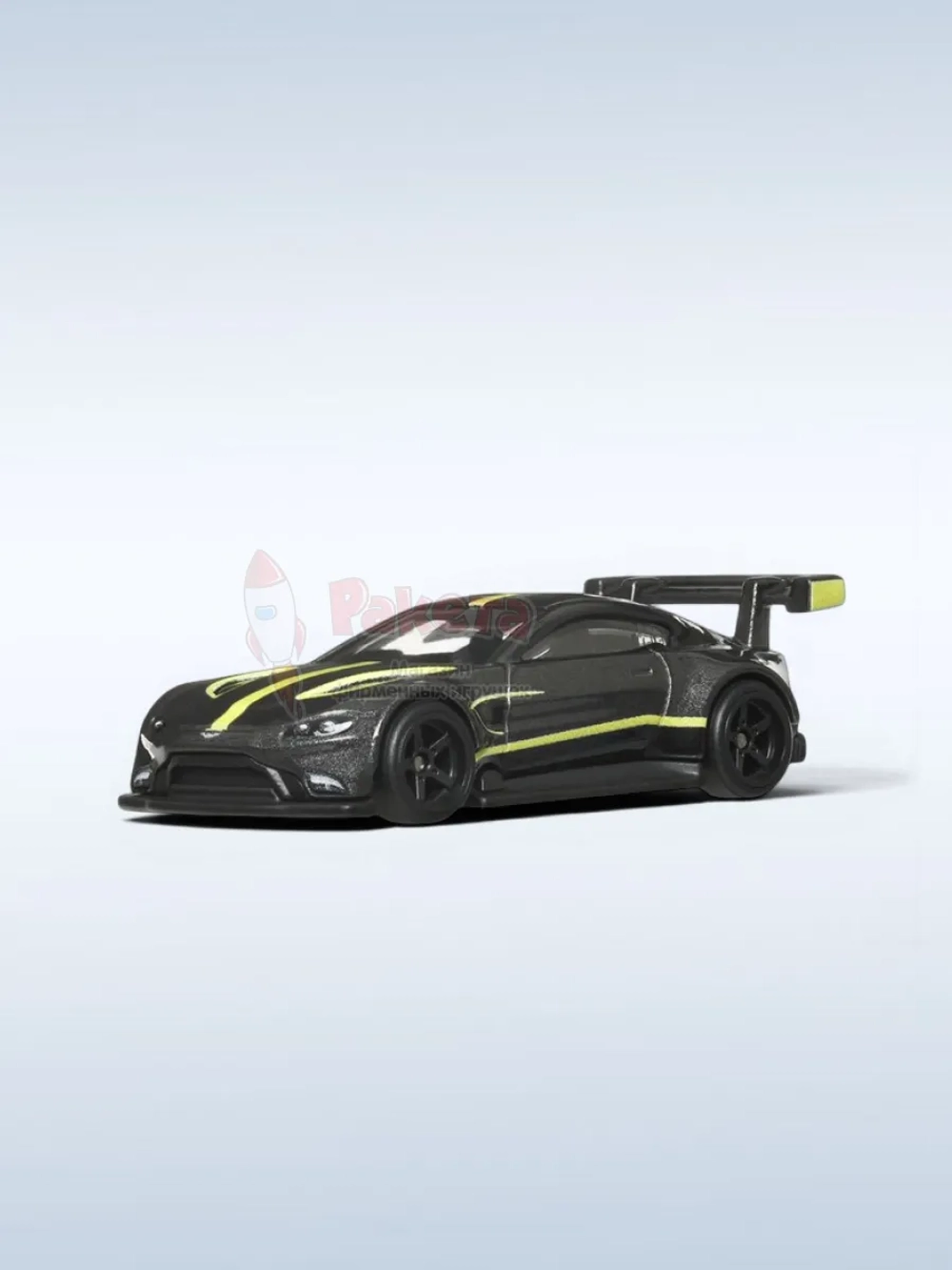 Машинка Хот Вилс Премиум Aston Martin Vantage FPY86 JBK76