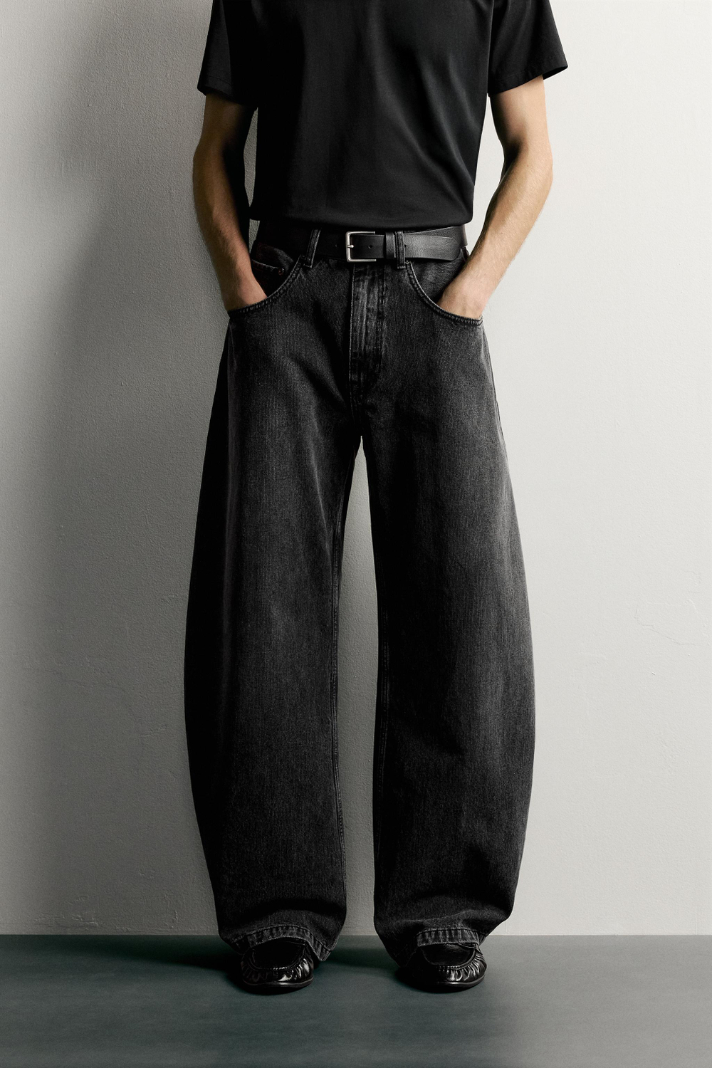 ДЖИНСЫ BALLOON FIT — ZARA · 1300/485