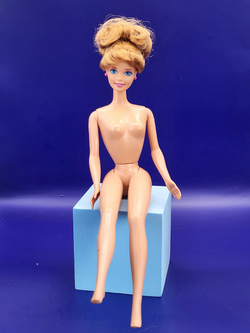 Кукла Барби винтаж Barbie Franch 1996г 034066