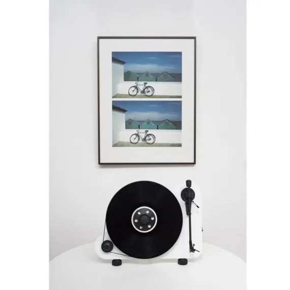 Pro-Ject VT-E R White