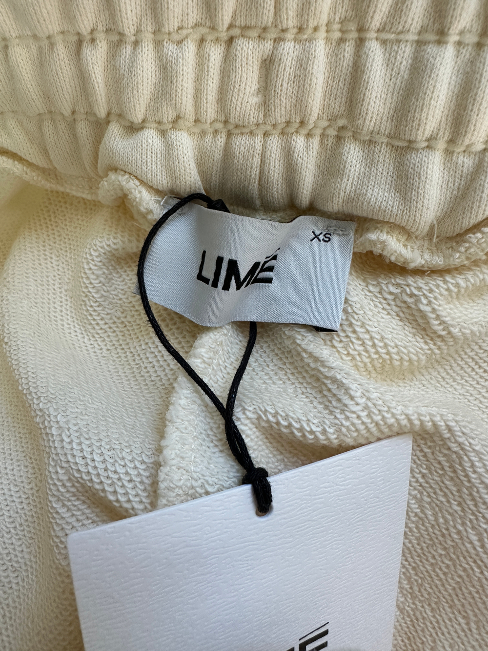 Костюм Lime