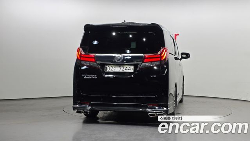 Toyota Alphard 3.5 2WD — 2016