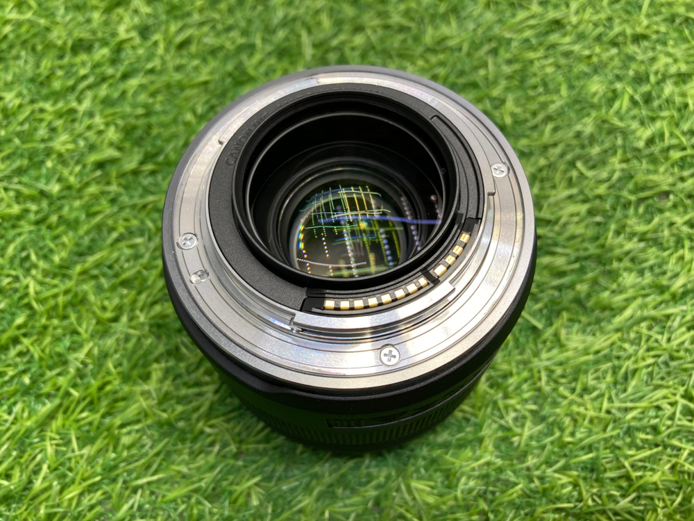 Canon RF 35mm 1.8 Macro IS STM