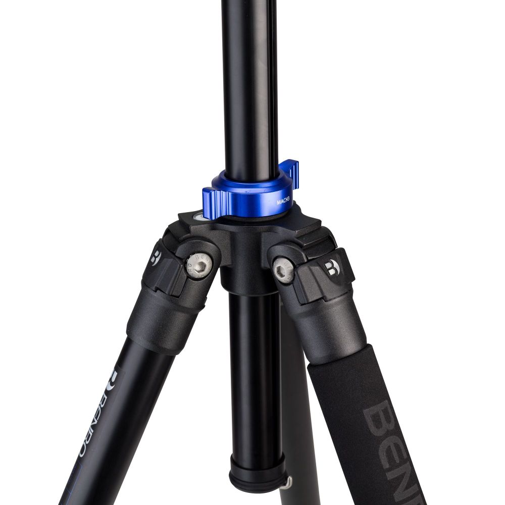 Штатив Benro TMA18AHD1A с 3D головкой