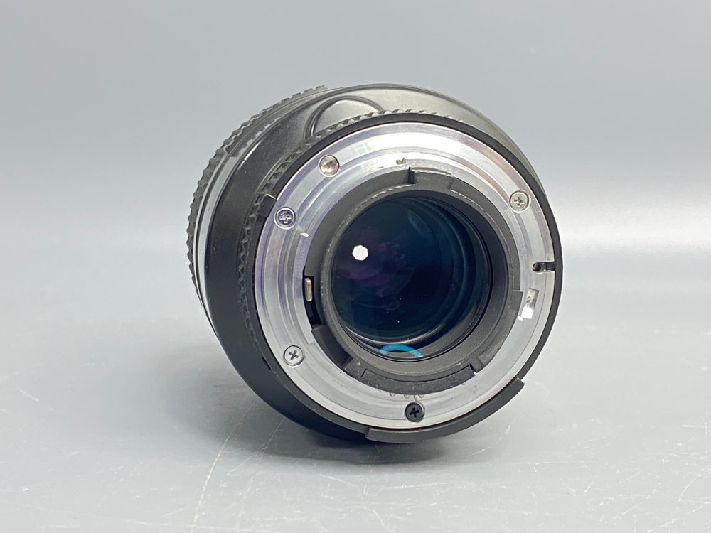 Nikon 105mm 2.8D AF Micro Nikkor