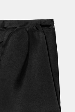 ZARA АТЛАСНАЯ ЮБКА МИДИ АСИММЕТРИЧНОГО КРОЯ, ЧЕРНЫЙ