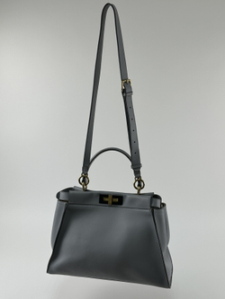 Сумка Fendi Peekaboo medium