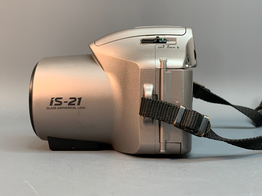 Olympus IS-21