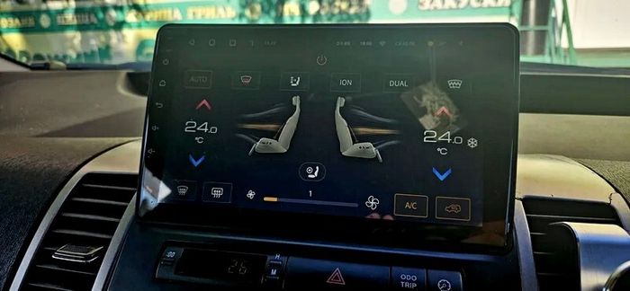 Магнитола для Toyota Prius 20 2003-2011 (наверх) - Teyes CC2 PLUS монитор 9" QLED, Android 10, Быстрая, SIM-слот