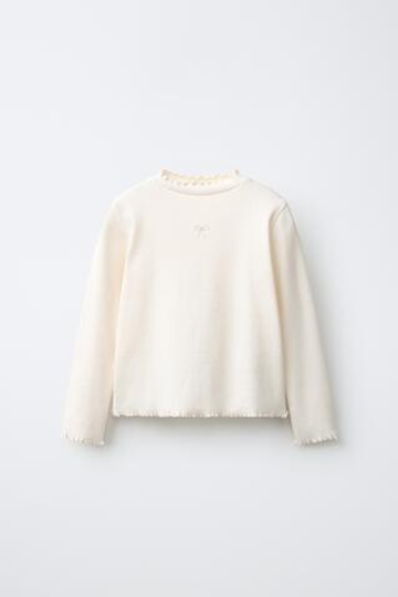 ZARA ФУТБОЛКА В РУБЧИК С ВЫШИВКОЙ, ЭКРЮ